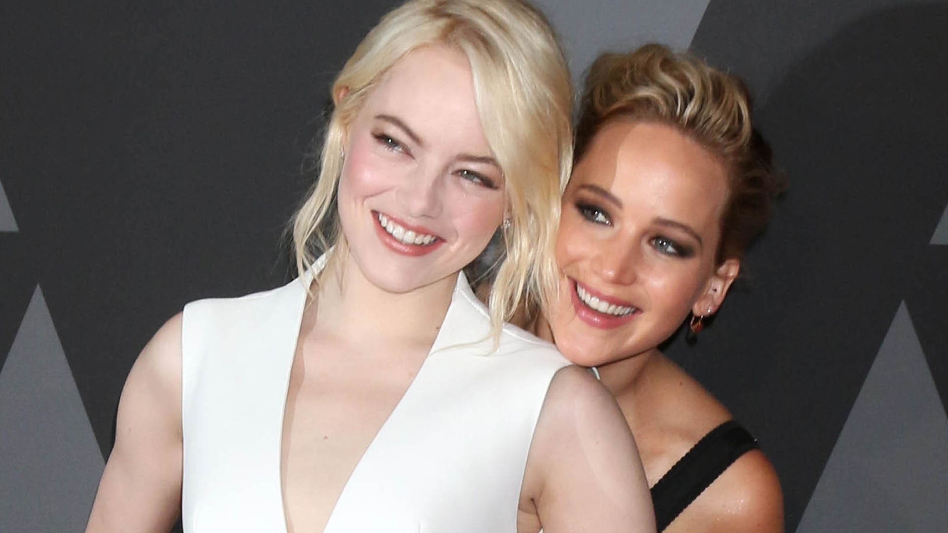 Miss Piggy's Hollywood Takeover: JLaw & Stone Team Up!