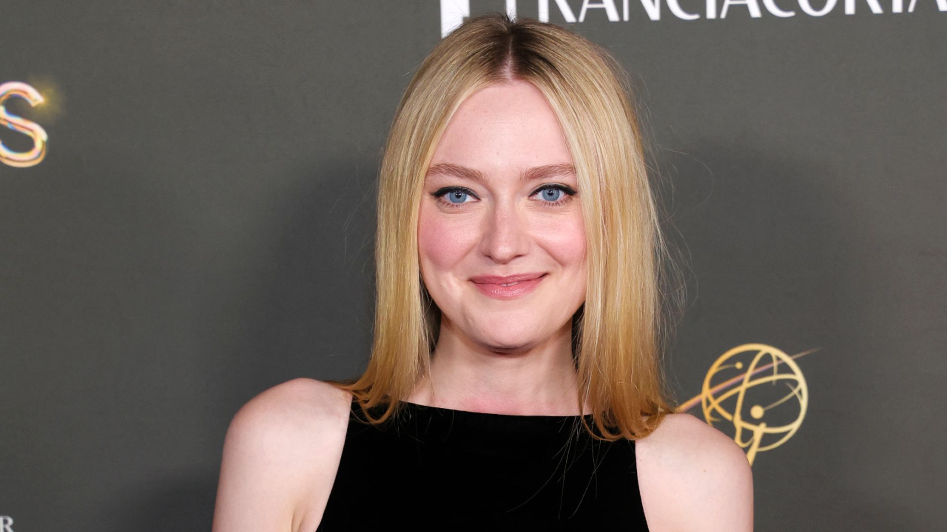 Critics Scorned It: Dakota Fanning's Early Gem Conquers Netflix!