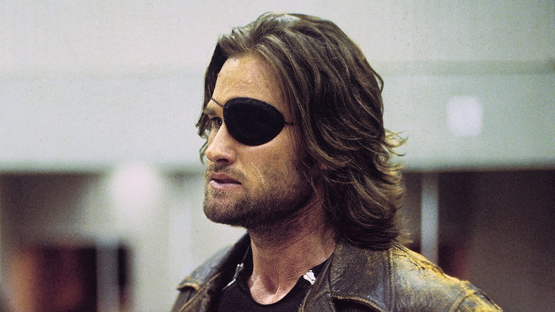 Snyder's Escape Remake: Time-Bending Twist Revealed! 1 Snyder's Escape Remake: Time-Bending Twist Revealed!