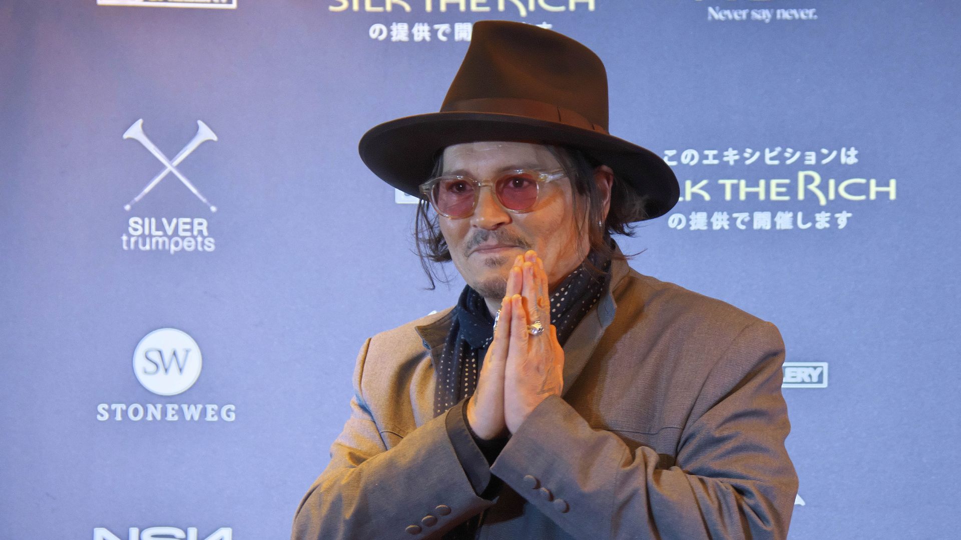Depp's Shocking Return: Ebenezer's Ghostly Horror Unveiled! 1 Depp's Shocking Return: Ebenezer's Ghostly Horror Unveiled!
